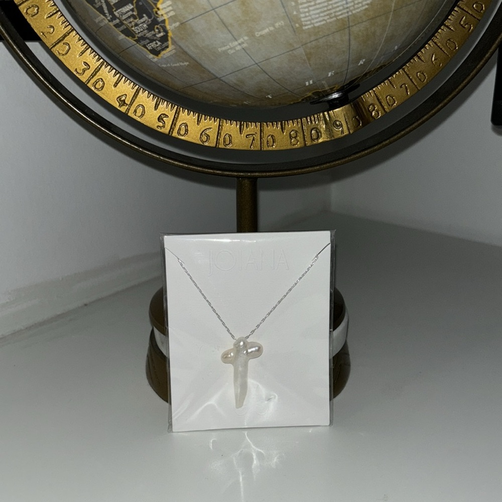 freshwater pearl cross necklace